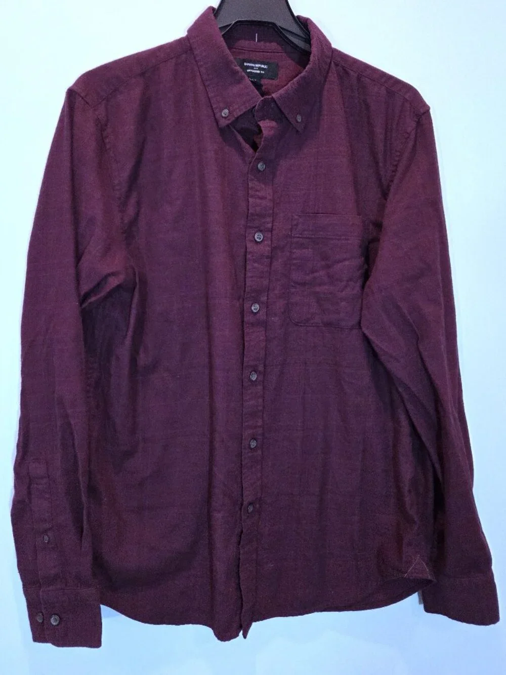 Banana Republic Untucked Fit Burgundy Plaid Shirt Size S
